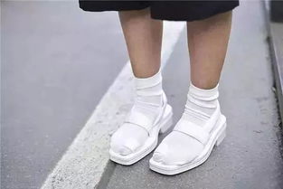 別讓襪子出賣你的時(shí)髦